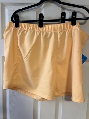 Columbia Peach Pull-On Women's Shorts